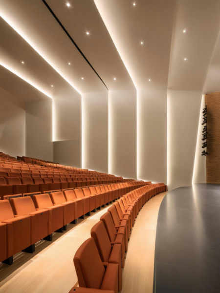 JJ's Theater - XL v1.0