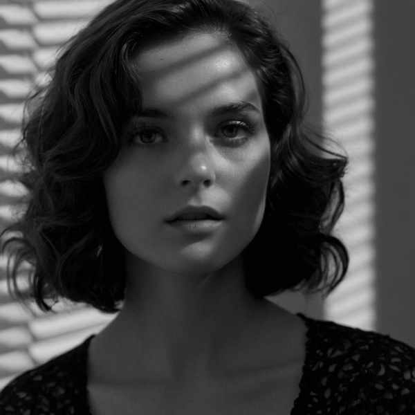 Cucoloris casting shadow (lighting modifiers) style XL + SD1.5 + F1D + Illu + Pony - Cucoloris XL v3